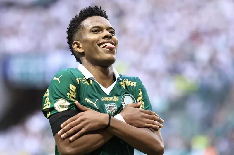 استيفاو يبرز كقائد لمواهب بالميراس في مجموعة الأهلي بمونديال الأندية (فيديو)