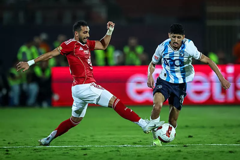 لعبة الكراسي الموسيقية قد تبدأ في الدوري